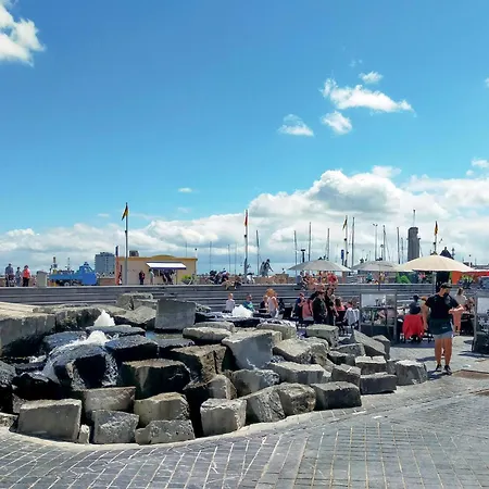 Front In With Wifi Apartment